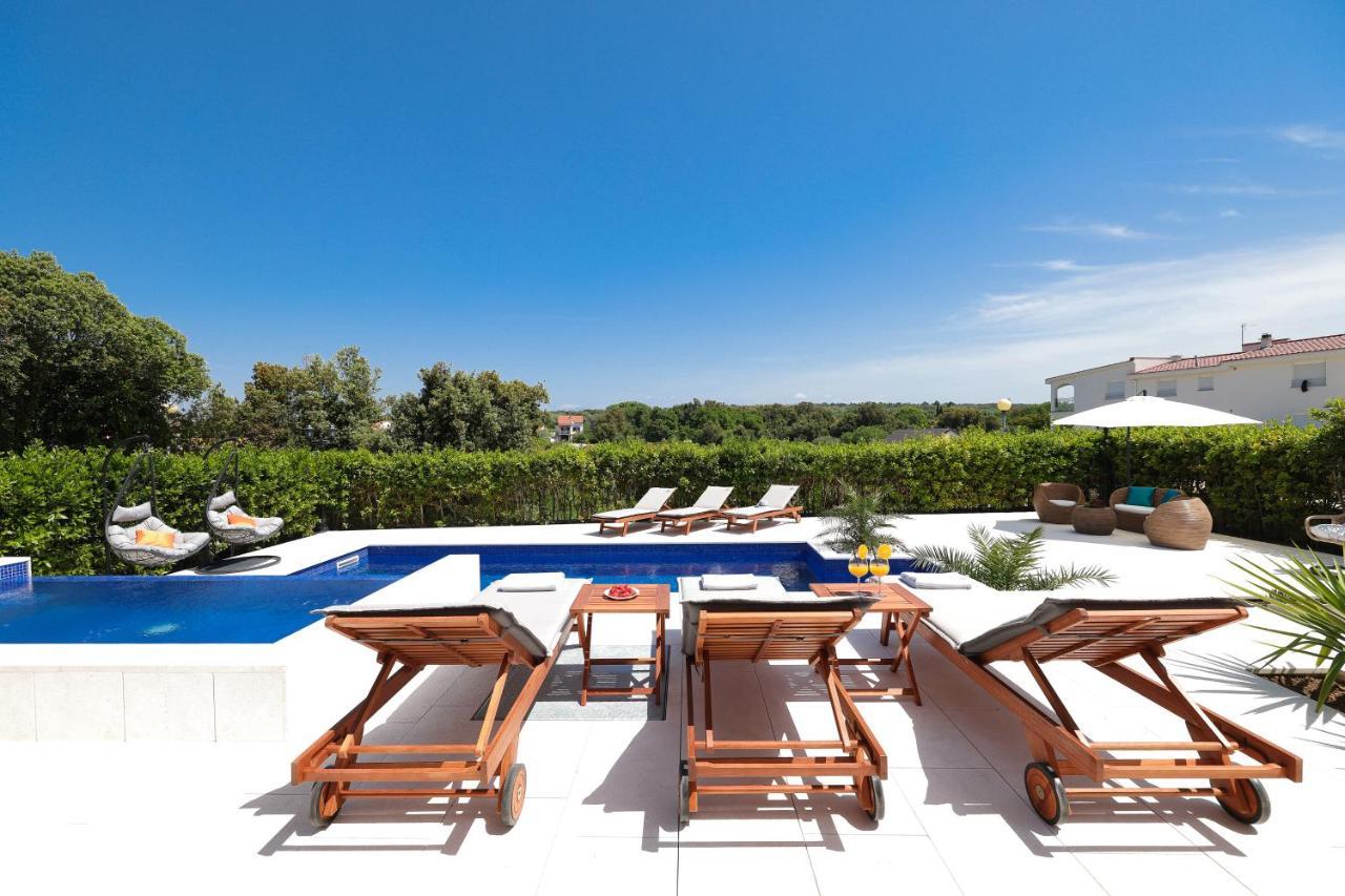 Villa Pino With Pool, Sauna & Jacuzzi Petrcane Eksteriør bilde